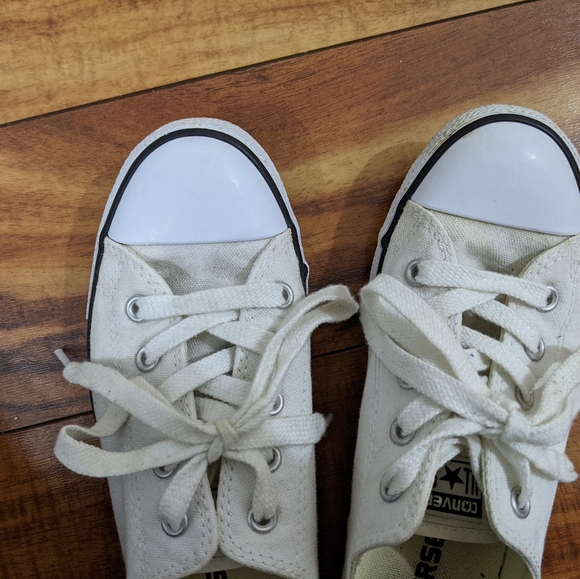 Canvas all white converse - Picture 3 of 4